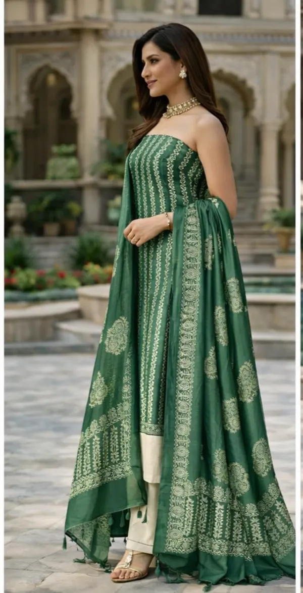 Green_Cotton_Suit_Set_For_Women