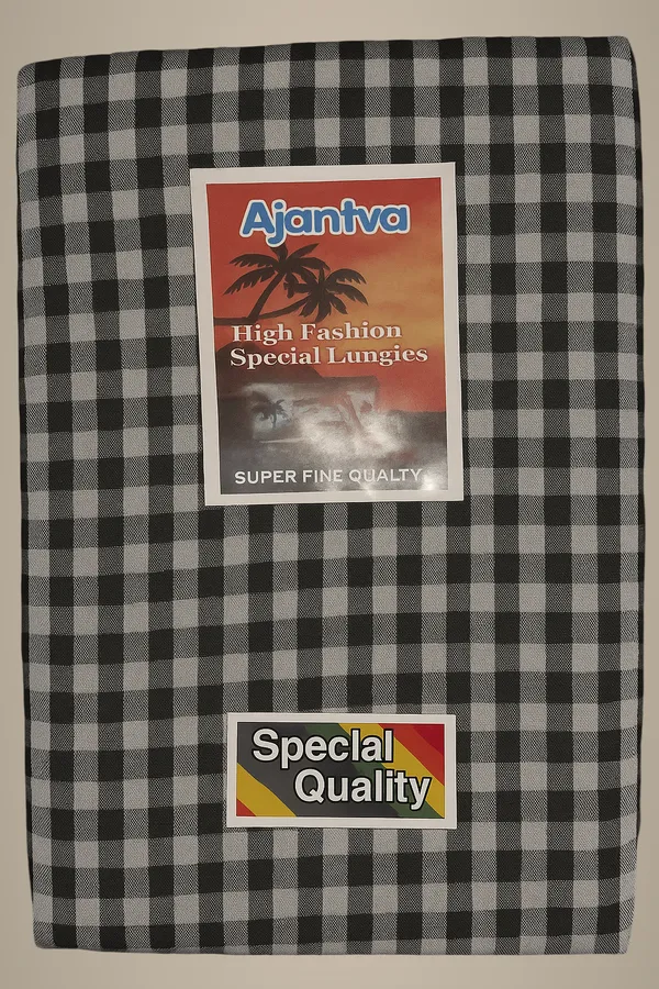 Black_&_White_Cotton_Lungi_For_Men