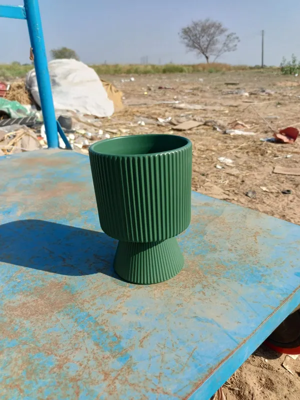 Green_Ceramic_Premium_Planter