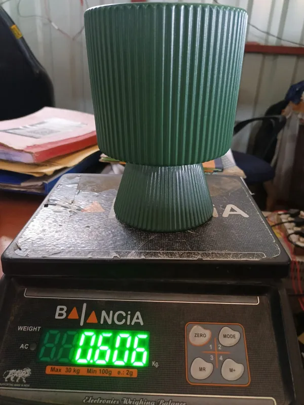 Green_Ceramic_Premium_Planter