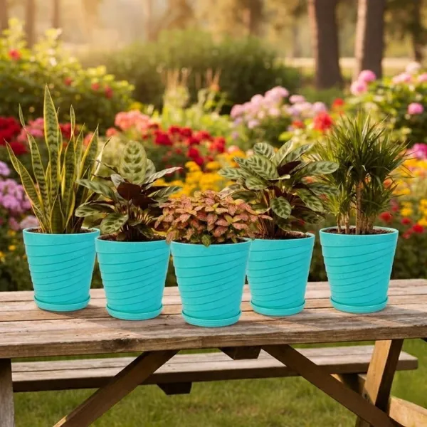 Green_Plastic_Premium_Planter_For_Home,_Garden_And_Balcony