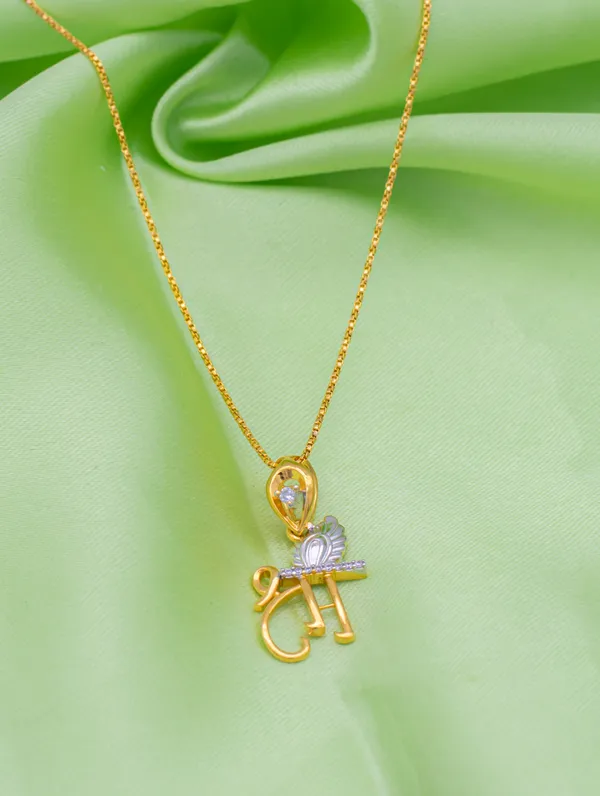 Celestial_Gleam_Pendant_&_Chain