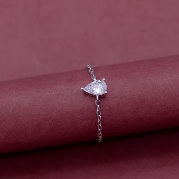 Exclusive_Silver_Chain_Ring_Quartz_Drop_in_925_Silver_by_SVADEZI