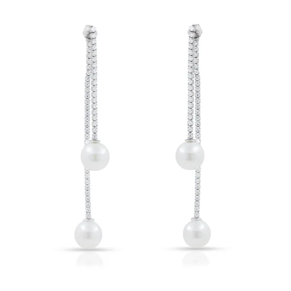 Hanging_lustrous_pearl_drop_earring_in_925_Silver_by_SVADEZI