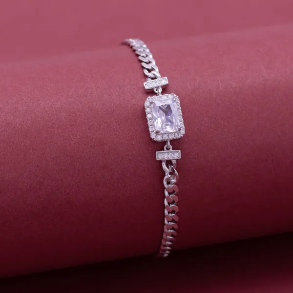 Pristine_cut_Quartz_Bracelete_in_925_Silver_by_SVADEZI