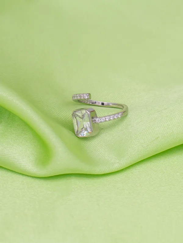 Shimmering_Square_Silver_Ring_with_Open_Center
