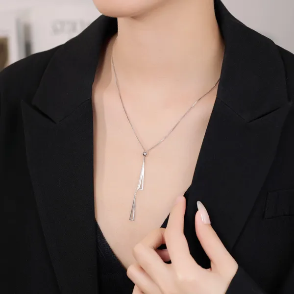 Simple_Yet_Sophisticated_Adjustable_Chain_in_925_Silver_by_SVADEZI