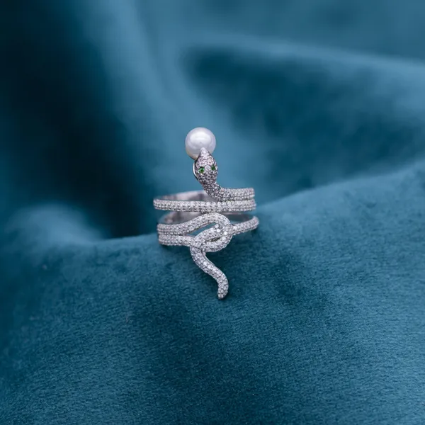 Sleek_Serpent_Ring_in_925_Silver_by_SVADEZI