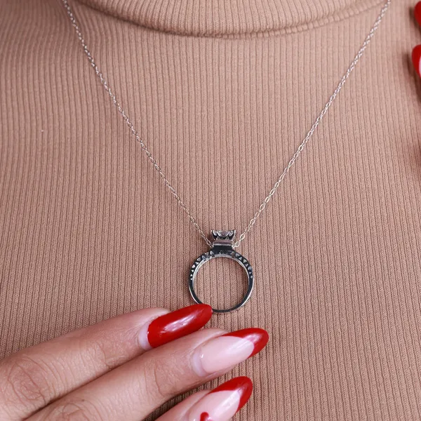 Solitaire_ring_motif_chain_pendant_in_925_Silver_by_SVADEZI