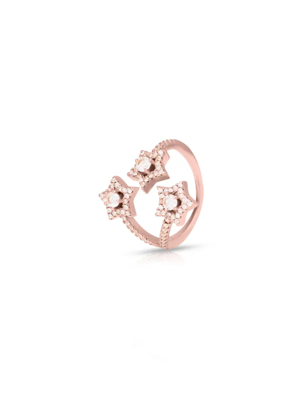 Stunning_Star_Ring_in_Rose_Gold_|_Timeless_Design