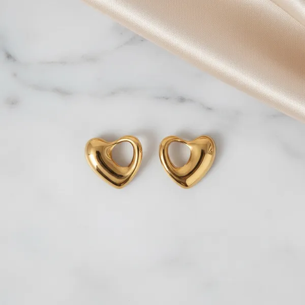 Gold_Plated_Hollow_Heart_Cutout_Stud_Earrings_For_Women