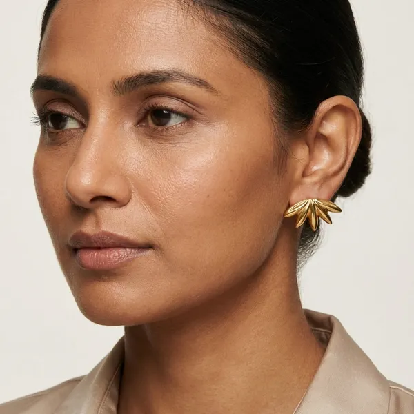 Gold_Plated_Fan_Leaf_Petal_Stud_Earrings_For_Women