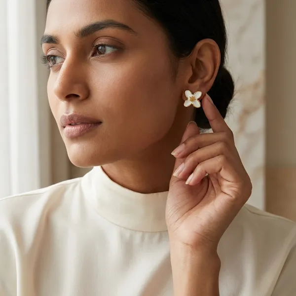 Gold_Plated_Enamal_Flower_Stud_Earrings_For_Women
