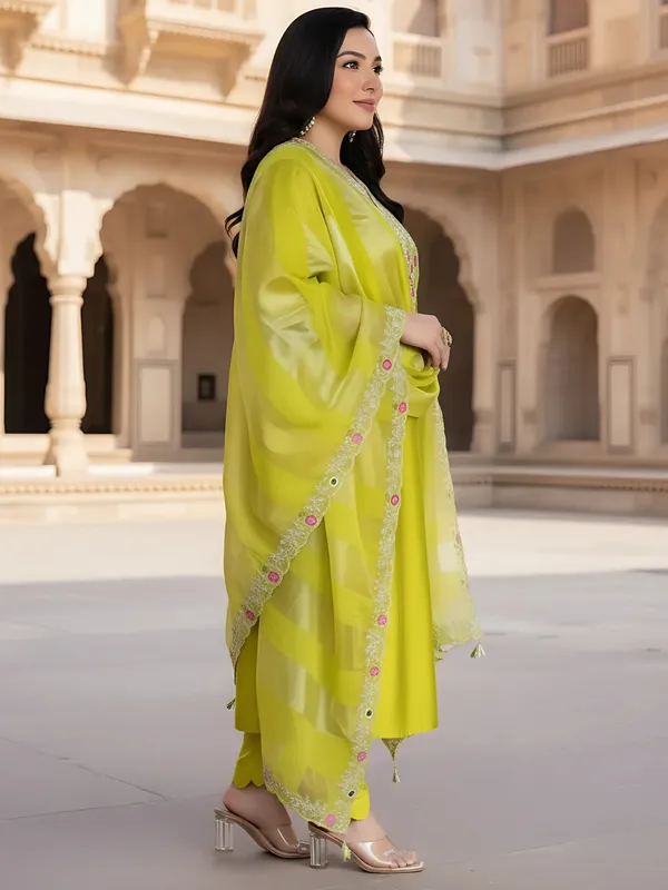 Women's_Silk_Blend_Embroidered_Straight_Kurta_with_Pant_And_Dupatta_Sets