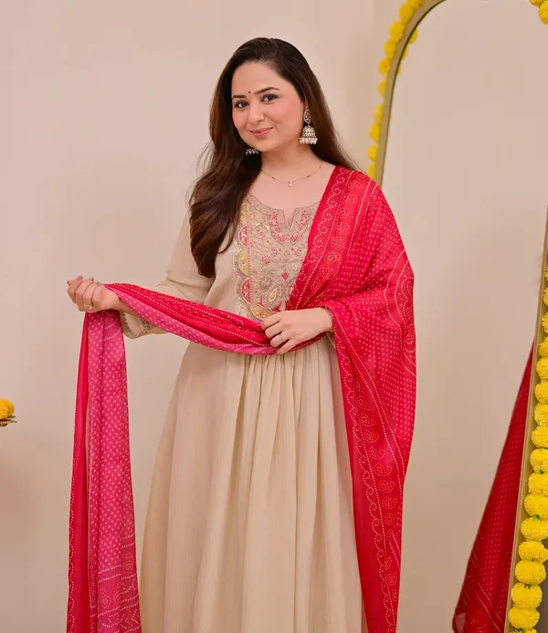Womens_New_Trending_Cream_Embroidered_Anarkali_Set
