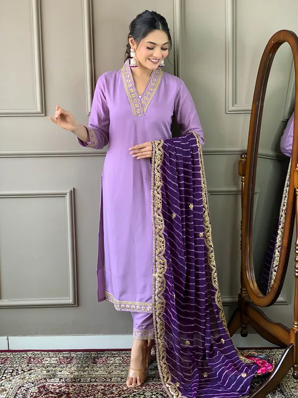 Lavender_Viscose_Silk_Blend_Embroidered_Kurta_Pant_Dupatta_Set_For_Women_And_Girls