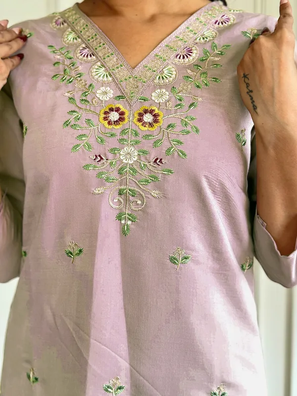 Pastel_Lilac_Chanderi_Embroidered_Kurta_Pant_Dupatta_Set_For_Women_And_Girls