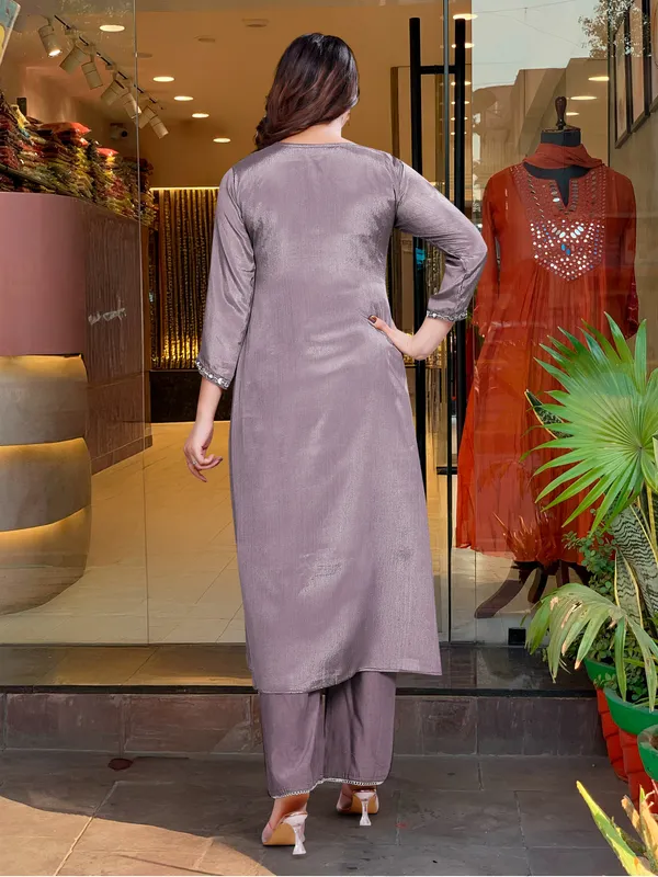Muted_Mauve_Rayon_Embroidered_Kurti_Pant_Dupatta_Set_For_Women_And_Girls