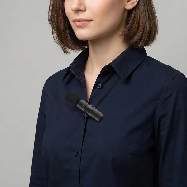 Black_Wireless_Lavalier_Microphone_System_With_Dual_Transmitters_And_Multi_Device_Compatibility