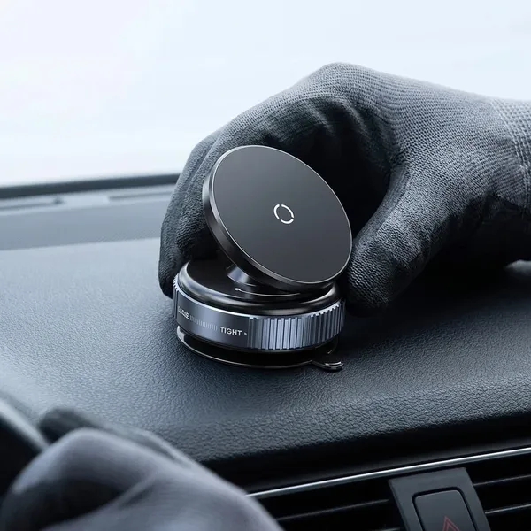 Black_360_Rotating_Magnetic_Car_Phone_Mount_With_Dashboard_Suction_Base