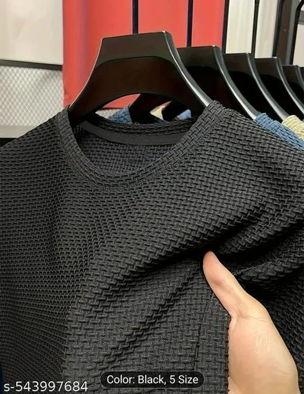 Black_Cotton_Blend_Premium_T_Shirt_For_Men