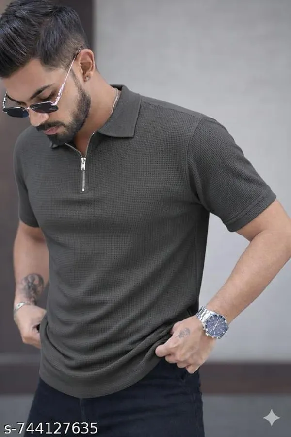 Grey_Cotton_Blend_Premium_T_Shirt_For_Men
