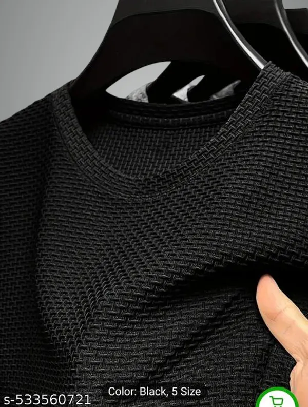 Black_Cotton_Blend_Premium_T_Shirt_For_Men