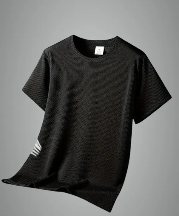 Black_Cotton_Blend_Premium_T_Shirt_For_Men