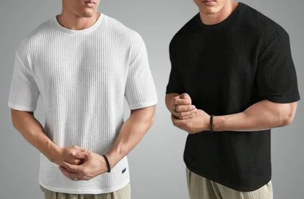 Black_And_White_Cotton_Blend_Premium_T_Shirt_For_Men