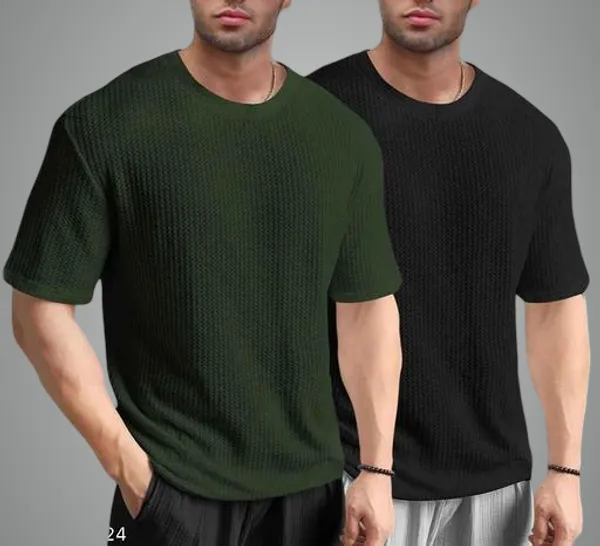 Green_And_Black_Cotton_Blend_Premium_T_Shirt_For_Men