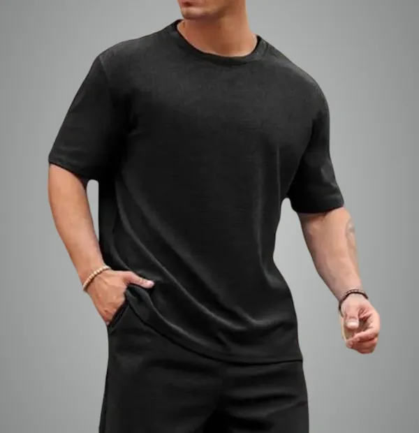 Black_Cotton_Blend_Premium_T_Shirt_For_Men