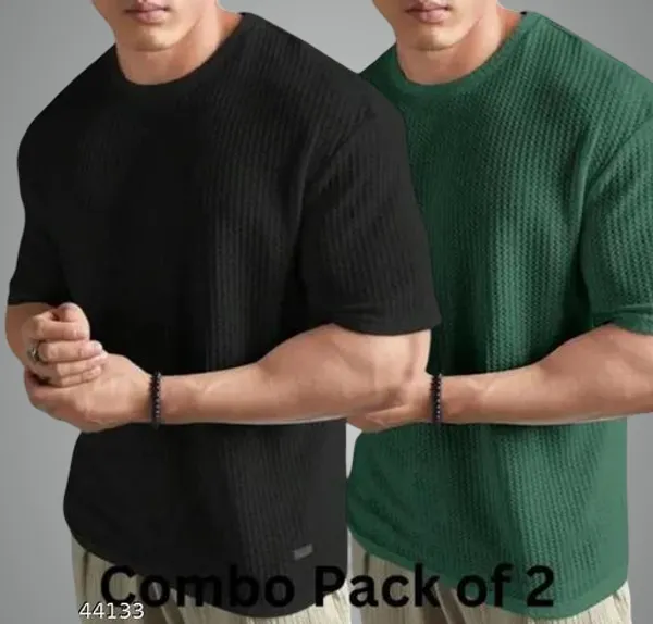 Black_And_Green_Cotton_Blend_Premium_T_Shirt_For_Men