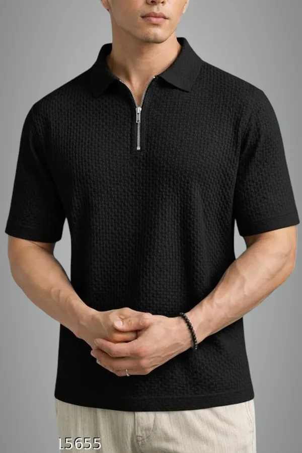 Black_Cotton_Blend_Premium_T_Shirt_For_Men