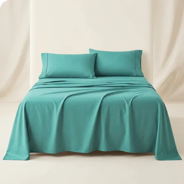 Aqua_Blue_100%_Egyptian_Cotton_Solid_Premium_Flat_Sheet,_Pillowcase_Pack_Of_3