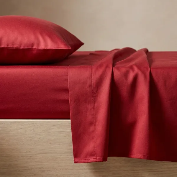 Burgundy_100%_Egyptian_Cotton_Solid_Premium_Flat_Sheet,_Pillowcase_Pack_Of_3