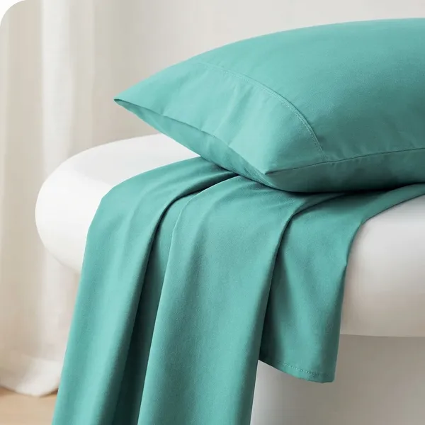 Aqua_Blue_100%_Egyptian_Cotton_Solid_Premium_Flat_Sheet,_Pillowcase_Pack_Of_3