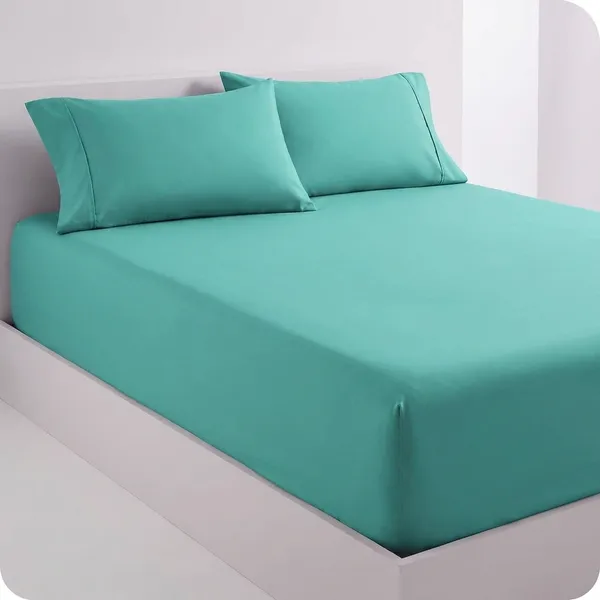 Aqua_Blue_100%_Egyptian_Cotton_Solid_Premium_Flat_Sheet,_Pillowcase_Pack_Of_3