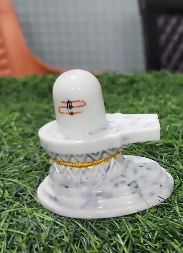 Multicolor_Marble_Shivling_With_Nag_And_Tilak_Small_Religious_Idol_For_Pooja