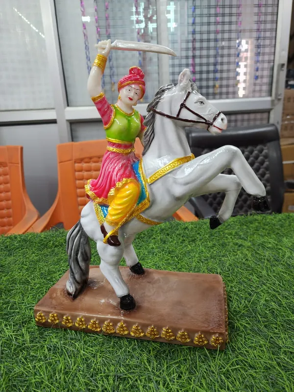 Veerangana_Jhalkari_Bai_Marble_Dust_Statue_–_Multicolor_Finish_Warrior_Idol_(30x20.5x10cm)_|_Inspirational_Historical_Legend_Figurine_|_Home_Decor_&_Gift