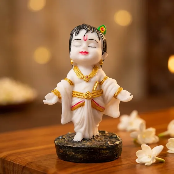 Gold_and_White_Lord_Krishna_Idol_With_Ornaments