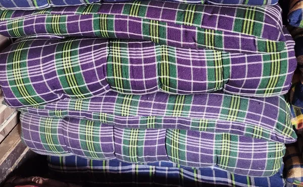 Multicolor_Plain_Cotton_Bed
