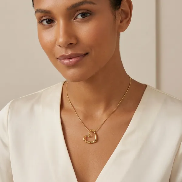 Gold_Toned_Heart_Pendant_Necklace_With_Delicate_Chain_For_Women