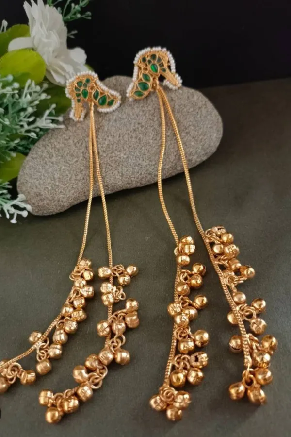 Traditional_Mango_Design_Kundan_Earrings_With_Golden_Beaded_Chain_Danglers_For_Women