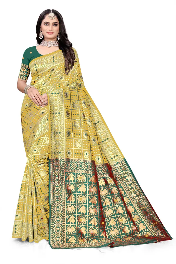 Gold_Soft_Silk_Banarasi_Sarees_With_Rich_Pallu_Blouse