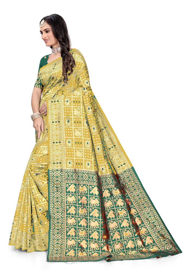 Gold_Soft_Silk_Banarasi_Sarees_With_Rich_Pallu_Blouse