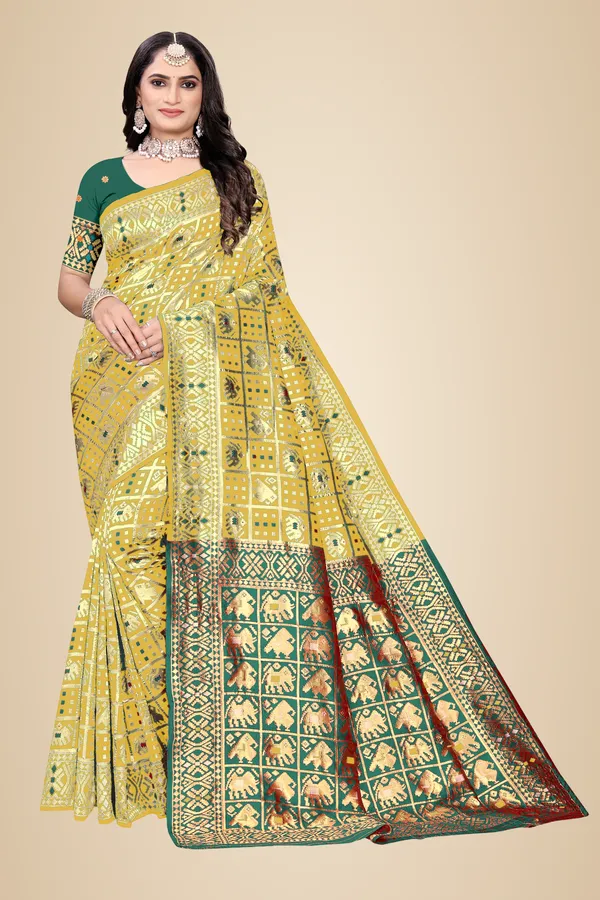 Gold_Soft_Silk_Banarasi_Sarees_With_Rich_Pallu_Blouse