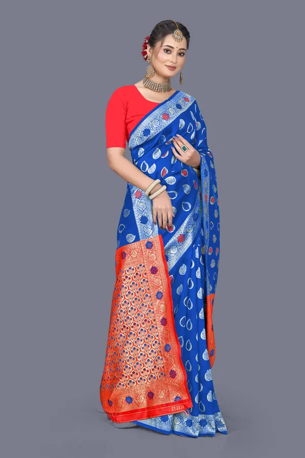 Royal_Blue_Soft_Silk_Banarasi_Sarees_With_Rich_Pallu_Blouse