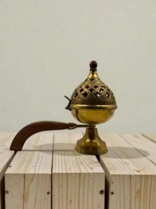 Brass_Incense_Burner_With_Wooden_Handle_For_Indoor