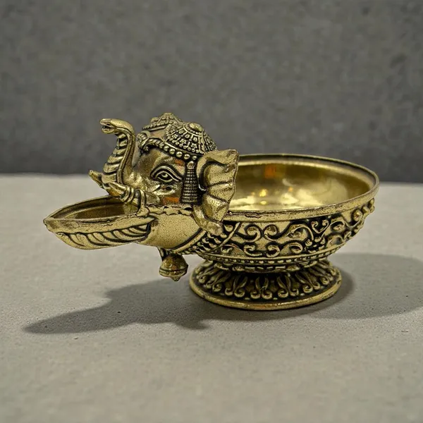 Brass_Diya_With_Elephant_Design_For_Indoor