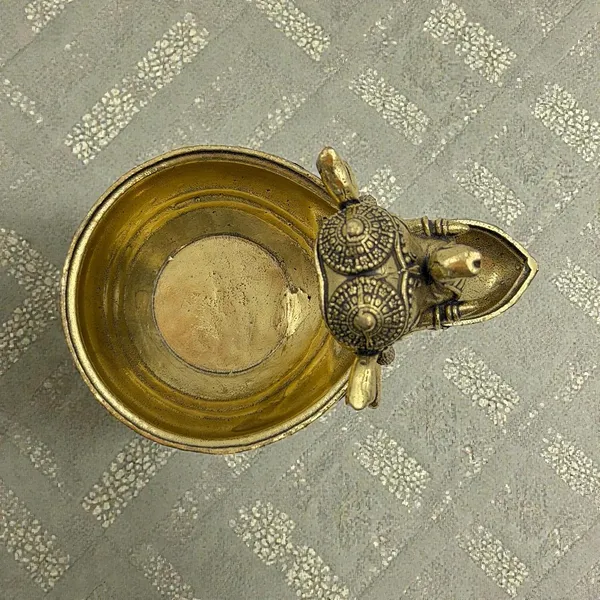 Brass_Diya_With_Elephant_Design_For_Indoor